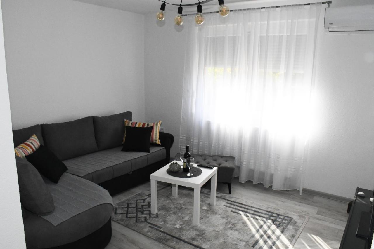 Apartment Sarajlic Prijedor Exteriör bild